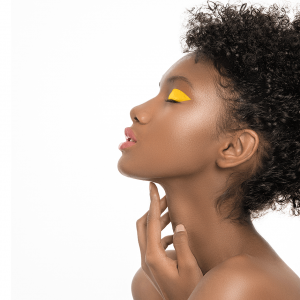 Maquillaje de Zuleika Viera inspirado en el trópico