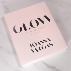 libro para amantes de la belleza: Glow from within de Joanna Vargas