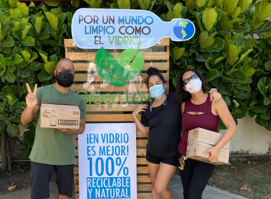 Vasos x Vidrio, la campaña solidaria por el reciclaje de vidrio organizado por Grupo VICAL, regresa a Santo Domingo.