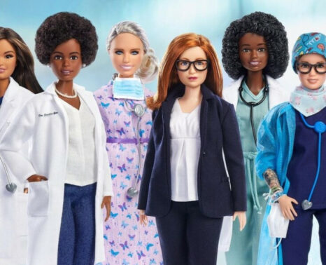 Una colección de Barbie en honor a las heroínas de la pandemia