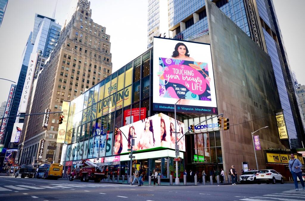 "Tocarte las mamas es vida" de la Dra. Tania Medina llega a Times Square
